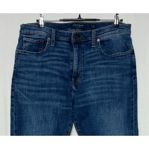 Lucky Brand Jeans Mens 36x30 Blue Dark Wash Straight Leg Stretch Flex Whiskers - Picture 2 of 11